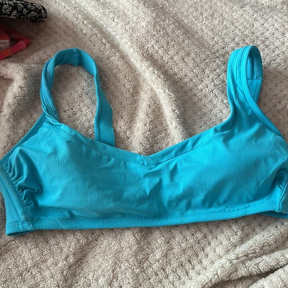 bathing suit top bundle - Picture 8 of 8